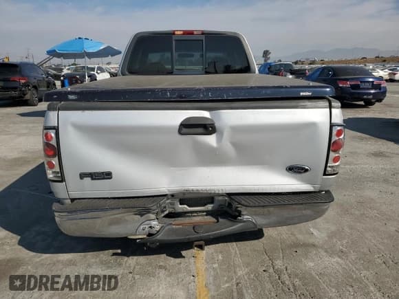 ✅ 2001 Ford F-150 XL • VIN: 1FTRX17L41KF48422 • Lot: 67605465. Listed on Copart with Not provided. Free auction sales archive from the USA and detailed vehicle history report at DreamBid. Image 6.