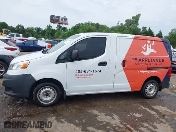 ✅ 2019 Nissan NV200 SV • VIN: 3N6CM0KN6KK690646 • Lot: 42482349. Listed on IAAI with 146,586 mi. Free auction sales archive from the USA and detailed vehicle history report at DreamBid. Image 14.
