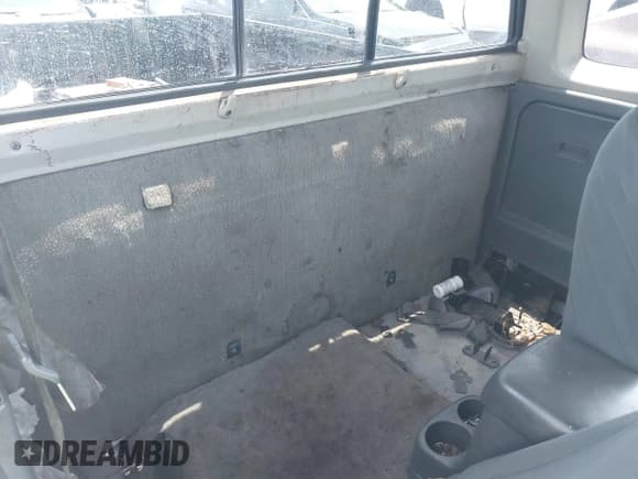 ✅ 2001 Nissan Frontier XE • VIN: 1N6DD26S01C356827 • Лот: 42541292. Опубликован ранее на IAAI с пробегом 323 778 миль. Бесплатный доступ к архиву аукционных продаж из США и подробный отчёт об истории автомобиля на DreamBid. Изображение 8.