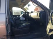 ✅ 2014 Chevrolet Silverado 2500HD LT • VIN: 1GC1KXE88EF160895 • Lot: 43581202. Wystawiony na IAAI z przebiegiem 299 042 mil. Bezpłatny archiwum sprzedaży aukcyjnych z USA i szczegółowy raport historii pojazdu na DreamBid. Zdjęcie 5.