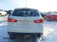 ✅ 2017 Mitsubishi Outlander SE • VIN: JA4AP3AW1HZ060889 • Lot: 43794129. Listed on IAAI with 131,641 mi. Free auction sales archive from the USA and detailed vehicle history report at DreamBid. Image 16.