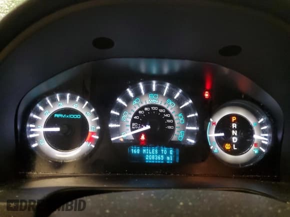 ✅ 2010 Mercury Milan Premier • VIN: 3MEHM0JA2AR601439 • Lot: 86848655. Wystawiony na Copart z przebiegiem 208 365 mil. Bezpłatny archiwum sprzedaży aukcyjnych z USA i szczegółowy raport historii pojazdu na DreamBid. Zdjęcie 9.