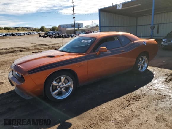 ✅ 2011 Dodge Challenger R/T • VIN: 2B3CJ5DT5BH542416 • Lot: 74621964. Wystawiony na Copart z przebiegiem 156 600 mil. Bezpłatny archiwum sprzedaży aukcyjnych z USA i szczegółowy raport historii pojazdu na DreamBid. Zdjęcie 1.