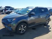 ✅ 2018 Toyota RAV4 XLE • VIN: JTMWFREV6JJ739192 • Lot: 43354082. Wystawiony na IAAI z przebiegiem 69 384 mil. Bezpłatny archiwum sprzedaży aukcyjnych z USA i szczegółowy raport historii pojazdu na DreamBid. Zdjęcie 2.