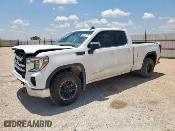 ✅ 2021 GMC Sierra 1500 SLE • VIN: 1GTR9BED8MZ443826 • Лот: 63496105. Опубликован ранее на Copart с пробегом 107 275 миль. Бесплатный доступ к архиву аукционных продаж из США и подробный отчёт об истории автомобиля на DreamBid. Изображение 1.