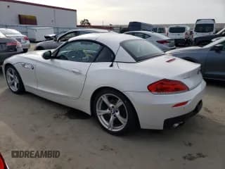 ✅ 2015 BMW Z4 sDrive28i • VIN: WBALL5C5XFP557195 • Lot: 36542343. Wystawiony na Copart z przebiegiem 57 364 mil. Bezpłatny archiwum sprzedaży aukcyjnych z USA i szczegółowy raport historii pojazdu na DreamBid. Zdjęcie 2.