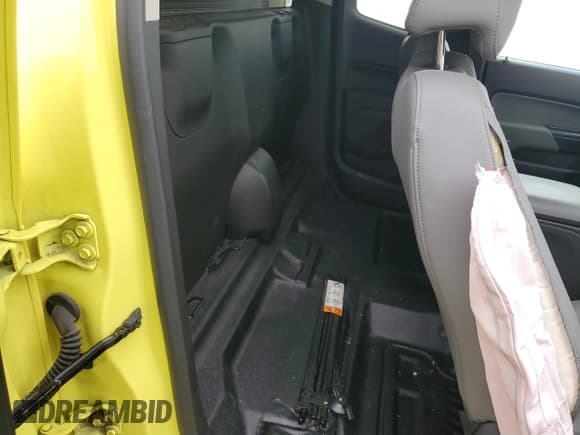 ✅ 2018 Chevrolet Colorado 2WD Work Truck • VIN: 1GCHSBEA5J1232647 • Лот: 48817624. Опубликован ранее на Copart с пробегом 107 881 миль. Бесплатный доступ к архиву аукционных продаж из США и подробный отчёт об истории автомобиля на DreamBid. Изображение 10.