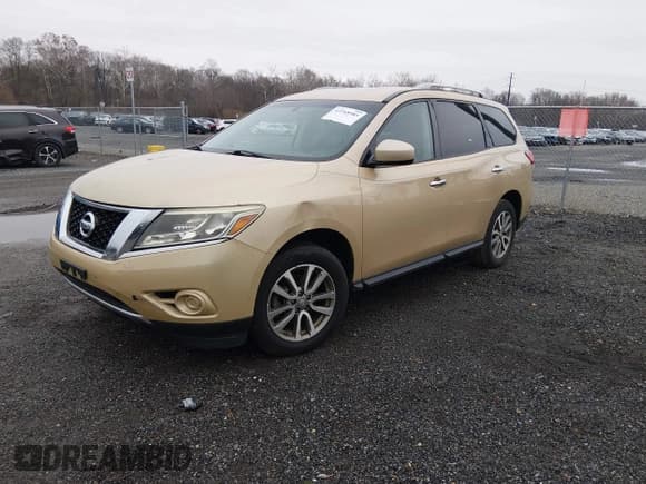 ✅ 2013 Nissan Pathfinder S • VIN: 5N1AR2MN5DC639132 • Lot: 43768985. Listed on IAAI with 159,971 mi. Free auction sales archive from the USA and detailed vehicle history report at DreamBid. Image 2.