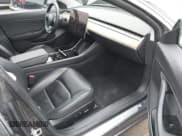 ✅ 2020 Tesla Model 3 Performance • VIN: 5YJ3E1EC3LF802068 • Lot: 41886024. Wystawiony na IAAI z przebiegiem 50 271 mil. Bezpłatny archiwum sprzedaży aukcyjnych z USA i szczegółowy raport historii pojazdu na DreamBid. Zdjęcie 5.