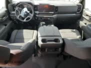 ✅ 2023 Chevrolet Silverado 1500 RST • VIN: 2GCUDEED9P1130064 • Лот: 89519675. Опубликован ранее на Copart с пробегом 26 700 миль. Бесплатный доступ к архиву аукционных продаж из США и подробный отчёт об истории автомобиля на DreamBid. Изображение 8.