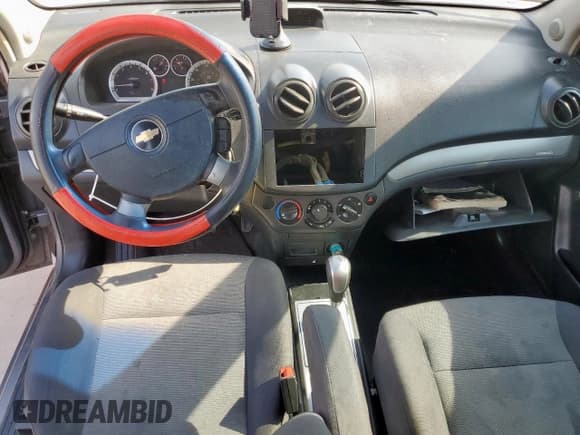 ✅ 2009 Chevrolet Aveo 1LT • VIN: KL1TD66E89B627917 • Lot: 54824255. Wystawiony na Copart z przebiegiem 108 139 mil. Bezpłatny archiwum sprzedaży aukcyjnych z USA i szczegółowy raport historii pojazdu na DreamBid. Zdjęcie 8.