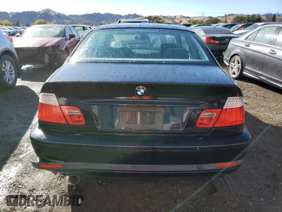 ✅ 2005 BMW 3 Series 325Ci • VIN: WBABD33425JY98905 • Lot: 80336774. Listed on Copart with 105,200 mi. Free auction sales archive from the USA and detailed vehicle history report at DreamBid. Image 6.