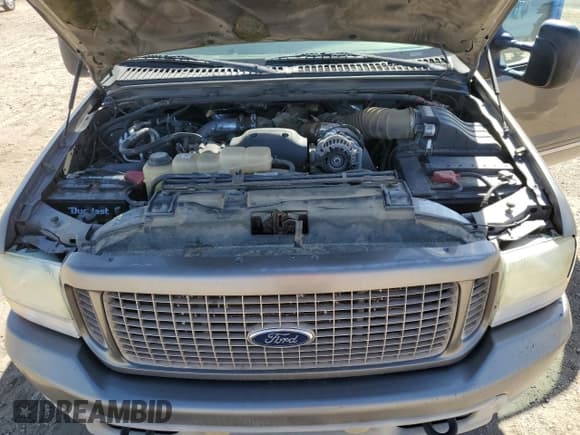 ✅ 2003 Ford Excursion Limited • VIN: 1FMNU42FX3EB25075 • Lot: 54161925. Listed on Copart with 330,856 mi. Free auction sales archive from the USA and detailed vehicle history report at DreamBid. Image 11.