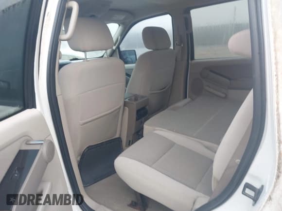 ✅ 2006 Ford Explorer XLT • VIN: 1FMEU73806UB54242 • Lot: 42408147. Listed on IAAI with Not provided. Free auction sales archive from the USA and detailed vehicle history report at DreamBid. Image 8.