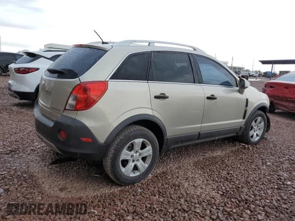 ✅ 2013 Chevrolet Captiva Sport LS • VIN: 3GNAL2EK5DS624142 • Lot: 43034895. Wystawiony na Copart z przebiegiem 192 849 mil. Bezpłatny archiwum sprzedaży aukcyjnych z USA i szczegółowy raport historii pojazdu na DreamBid. Zdjęcie 3.