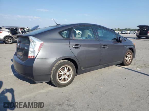 ✅ 2010 Toyota Prius II • VIN: JTDKN3DU1A1261724 • Lot: 71890145. Listed on Copart with 97,493 mi. Free auction sales archive from the USA and detailed vehicle history report at DreamBid. Image 3.
