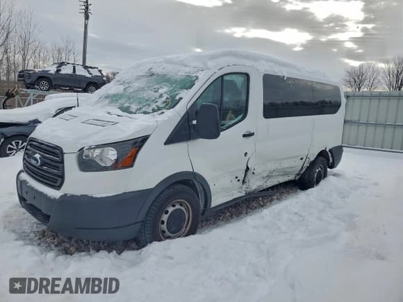 ✅ 2017 Ford Transit XL • VIN: 1FMZK1YM8HKB46592 • Lot: 91382665. Wystawiony na Copart z przebiegiem 82 762 mil. Bezpłatny archiwum sprzedaży aukcyjnych z USA i szczegółowy raport historii pojazdu na DreamBid. Zdjęcie 1.