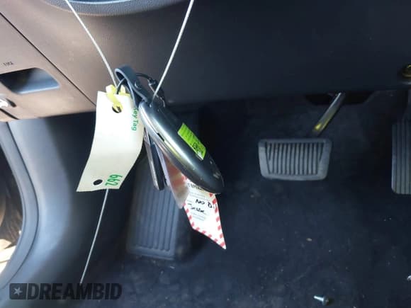 ✅ 2025 Hyundai Kona SEL • VIN: KM8HBCAB6SU310708 • Lot: 43571336. Listed on IAAI with 7,758 mi. Free auction sales archive from the USA and detailed vehicle history report at DreamBid. Image 11.