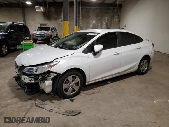 2018 Chevrolet Cruze LS с VIN 1G1BC5SM4J7205240, выставлен на аукционе Copart как лот 69379362 с пробегом 35 561 миль миль и . История ставок и продаж доступна на DreamBid. Изображение 1.