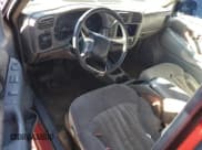 ✅ 2002 Chevrolet S-10 LS • VIN: 1GCCS19W828103918 • Лот: 87449334. Опубликован ранее на Copart с пробегом Не указан. Бесплатный доступ к архиву аукционных продаж из США и подробный отчёт об истории автомобиля на DreamBid. Изображение 8.