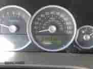 2005 Mercury Mariner Luxury z VIN 4M2YU56195DJ14917, wystawiony jako IAAI lot #41538962 z przebiegiem 210 486 mil mil oraz . Historia ofert i sprzedaży dostępna na DreamBid. Obrazek 7.