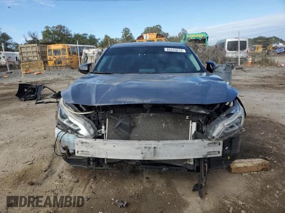 ✅ 2019 Nissan Altima SR • VIN: 1N4BL4CV7KC170653 • Lot: 86445015. Wystawiony na Copart z przebiegiem 95 140 mil. Bezpłatny archiwum sprzedaży aukcyjnych z USA i szczegółowy raport historii pojazdu na DreamBid. Zdjęcie 5.