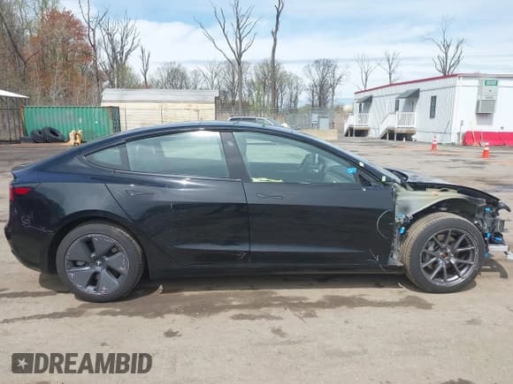 ✅ 2022 Tesla Model 3 Long Range • VIN: 5YJ3E1EB6NF109067 • Lot: 41948791. Wystawiony na IAAI z przebiegiem 28 603 mil. Bezpłatny archiwum sprzedaży aukcyjnych z USA i szczegółowy raport historii pojazdu na DreamBid. Zdjęcie 14.