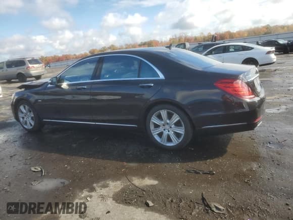 ✅ 2014 Mercedes-Benz S 550 • VIN: WDDUG8CB7EA008242 • Lot: 91245425. Listed on Copart with 104,869 mi. Free auction sales archive from the USA and detailed vehicle history report at DreamBid. Image 2.
