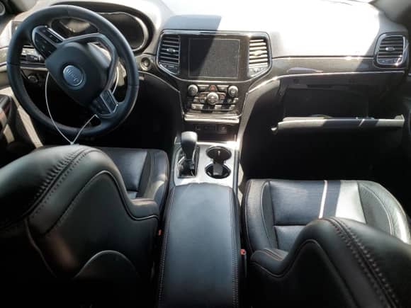 2019 Jeep Grand Cherokee Trailhawk с VIN 1C4RJFLT0KC662093, выставлен на аукционе Copart как лот 65987125 с пробегом Не указан миль и Списание • Salvage title. История ставок и продаж доступна на DreamBid. Изображение 8.