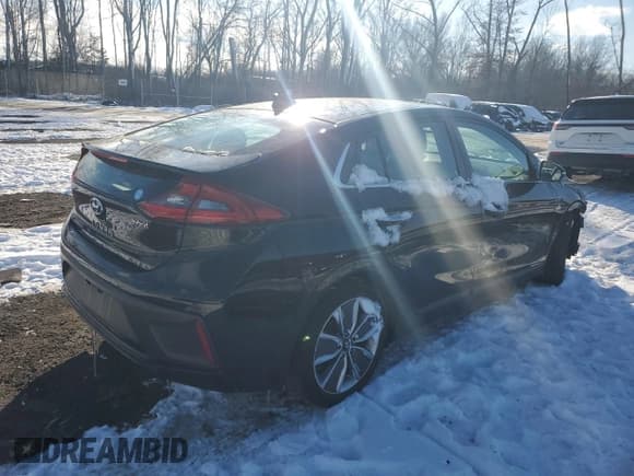 ✅ 2018 Hyundai Ioniq Limited • VIN: KMHC85LC3JU073622 • Lot: 88890265. Wystawiony na Copart z przebiegiem 87 543 mil. Bezpłatny archiwum sprzedaży aukcyjnych z USA i szczegółowy raport historii pojazdu na DreamBid. Zdjęcie 3.