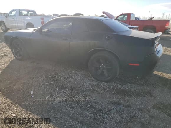 ✅ 2018 Dodge Challenger SXT Plus • VIN: 2C3CDZAG2JH236054 • Lot: 91011145. Listed on Copart with 247,912 mi. Free auction sales archive from the USA and detailed vehicle history report at DreamBid. Image 2.