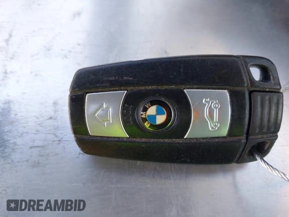 ✅ 2011 BMW 3 Series 328i • VIN: WBADW7C56BE544618 • Lot: 43541800. Listed on IAAI with 123,856 mi. Free auction sales archive from the USA and detailed vehicle history report at DreamBid. Image 11.