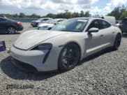 ✅ 2022 Porsche Taycan • VIN: WP0AA2Y12NSA10585 • Лот: 63410283. Опубликован ранее на Copart с пробегом 18 542 миль. Бесплатный доступ к архиву аукционных продаж из США и подробный отчёт об истории автомобиля на DreamBid. Изображение 1.