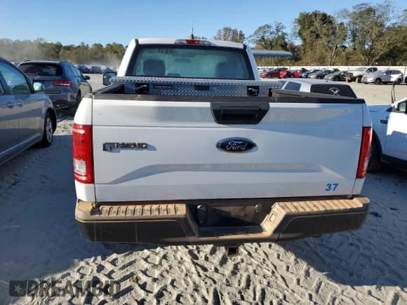 ✅ 2017 Ford F-150 XL • VIN: 1FTMF1EF3HFB90405 • Lot: 76140504. Listed on Copart with Not provided. Free auction sales archive from the USA and detailed vehicle history report at DreamBid. Image 6.