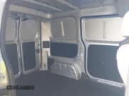 ✅ 2018 Nissan NV200 SV • VIN: 3N6CM0KN0JK700490 • Lot: 43640303. Wystawiony na IAAI z przebiegiem 136 740 mil. Bezpłatny archiwum sprzedaży aukcyjnych z USA i szczegółowy raport historii pojazdu na DreamBid. Zdjęcie 8.