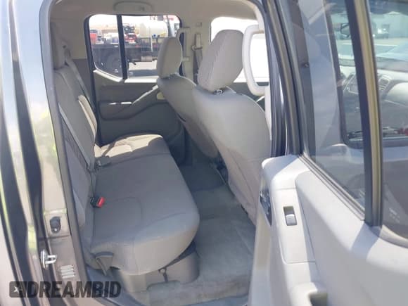 ✅ 2016 Nissan Frontier SV • VIN: 1N6AD0ERXGN763797 • Lot: 42286622. Listed on IAAI with 105,090 mi. Free auction sales archive from the USA and detailed vehicle history report at DreamBid. Image 8.