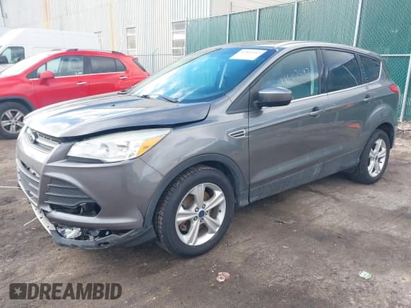 ✅ 2014 Ford Escape SE • VIN: 1FMCU9GX5EUB58080 • Лот: 41502542. Опубликован ранее на IAAI с пробегом 118 424 миль. Бесплатный доступ к архиву аукционных продаж из США и подробный отчёт об истории автомобиля на DreamBid. Изображение 2.