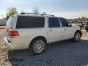 ✅ 2015 Lincoln Navigator • VIN: 5LMJJ3JT8FEJ03084 • Lot: 84768735. Wystawiony na Copart z przebiegiem 163 136 mil. Bezpłatny archiwum sprzedaży aukcyjnych z USA i szczegółowy raport historii pojazdu na DreamBid. Zdjęcie 3.