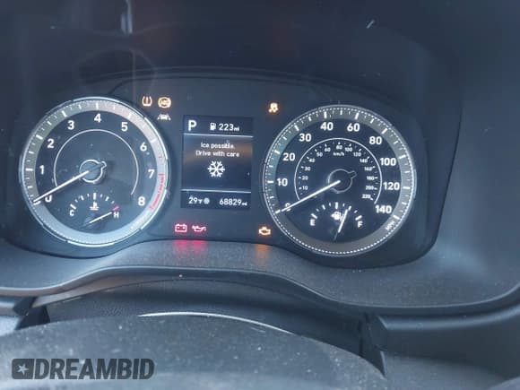 ✅ 2020 Hyundai Venue SE • VIN: KMHRB8A30LU015163 • Lot: 41293346. Listed on IAAI with 68,829 mi. Free auction sales archive from the USA and detailed vehicle history report at DreamBid. Image 7.