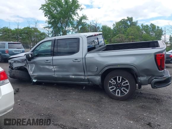 ✅ 2025 GMC Sierra 1500 AT4 • VIN: 1GTUUEELXSZ185307 • Лот: 42321389. Опубликован ранее на IAAI с пробегом 10 311 миль. Бесплатный доступ к архиву аукционных продаж из США и подробный отчёт об истории автомобиля на DreamBid. Изображение 14.