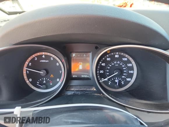 ✅ 2019 Hyundai Santa Fe SE • VIN: KM8SM4HF9KU303752 • Лот: 89556625. Опубликован ранее на Copart с пробегом 78 762 миль. Бесплатный доступ к архиву аукционных продаж из США и подробный отчёт об истории автомобиля на DreamBid. Изображение 9.