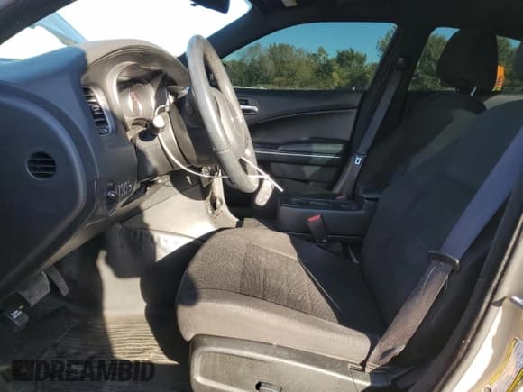 ✅ 2015 Dodge Charger Police • VIN: 2C3CDXAGXFH833464 • Лот: 82651245. Опубликован ранее на Copart с пробегом 142 102 миль. Бесплатный доступ к архиву аукционных продаж из США и подробный отчёт об истории автомобиля на DreamBid. Изображение 7.