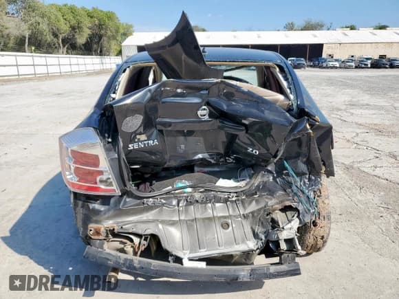 ✅ 2007 Nissan Sentra 2.0 • VIN: 3N1AB61E97L637612 • Lot: 84204345. Wystawiony na Copart z przebiegiem 256 964 mil. Bezpłatny archiwum sprzedaży aukcyjnych z USA i szczegółowy raport historii pojazdu na DreamBid. Zdjęcie 6.