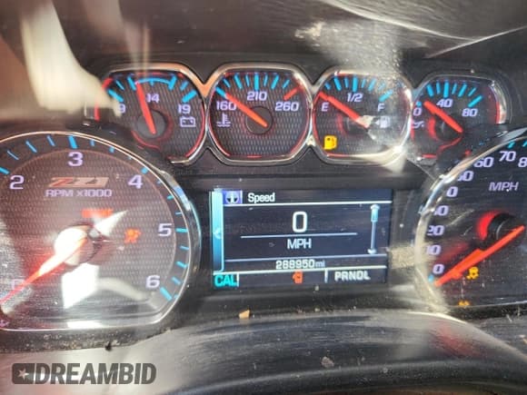 ✅ 2017 Chevrolet Silverado 1500 LT • VIN: 3GCUKREC8HG377976 • Lot: 86156325. Listed on Copart with 288,950 mi. Free auction sales archive from the USA and detailed vehicle history report at DreamBid. Image 9.