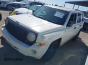 ✅ 2010 Jeep Patriot Sport • VIN: 1J4NT2GA3AD639727 • Lot: 42517340. Listed on IAAI with 215,101 mi. Free auction sales archive from the USA and detailed vehicle history report at DreamBid. Image 2.
