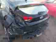 2019 Hyundai Veloster Premium z VIN KMHTG6AF3KU013055, wystawiony jako IAAI lot #41206611 z przebiegiem 48 759 mil mil oraz . Historia ofert i sprzedaży dostępna na DreamBid. Obrazek 6.