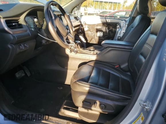 ✅ 2017 GMC Acadia Denali • VIN: 1GKKNXLS6HZ313565 • Lot: 86887735. Listed on Copart with 99,060 mi. Free auction sales archive from the USA and detailed vehicle history report at DreamBid. Image 7.