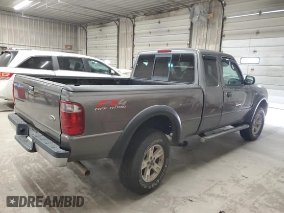 ✅ 2005 Ford Ranger XLT • VIN: 1FTZR45E55PA05542 • Lot: 93218425. Wystawiony na Copart z przebiegiem Nie podano. Bezpłatny archiwum sprzedaży aukcyjnych z USA i szczegółowy raport historii pojazdu na DreamBid. Zdjęcie 3.