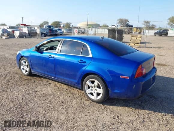 2011 Chevrolet Malibu 1LS с VIN 1G1ZB5E17BF229302, выставлен на аукционе IAAI как лот 43540468 с пробегом 153 261 миль миль и . История ставок и продаж доступна на DreamBid. Изображение 3.