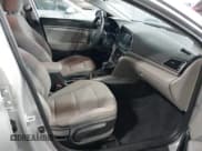 ✅ 2018 Hyundai Elantra SE • VIN: 5NPD74LF6JH392491 • Лот: 43343254. Опубликован ранее на IAAI с пробегом 108 918 миль. Бесплатный доступ к архиву аукционных продаж из США и подробный отчёт об истории автомобиля на DreamBid. Изображение 5.